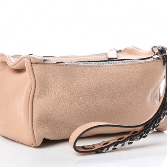 GIVENCHY Sugar Goatskin Pandora Wristlet Powder - Picture 3 of 8